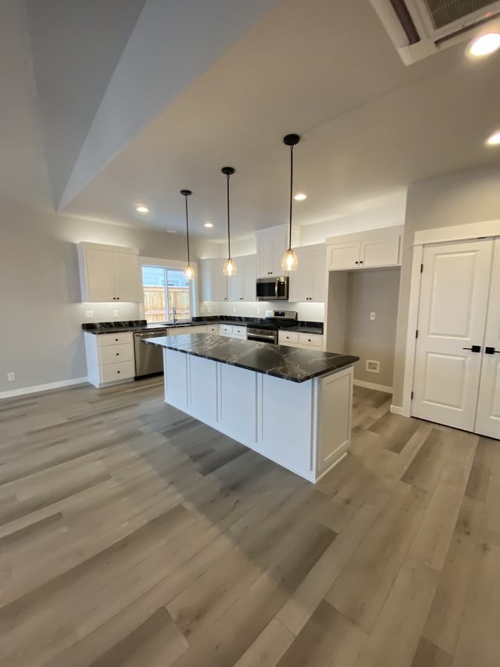 3769 Durst St #1 - Photo 7 of 20