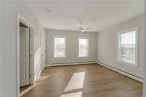 featured image of 59 Fairlawn Ave Apt 3 #Apt 3