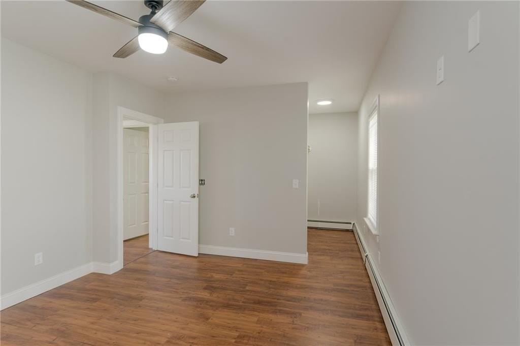 59 Fairlawn Ave Apt 3 - Photo 6 of 14