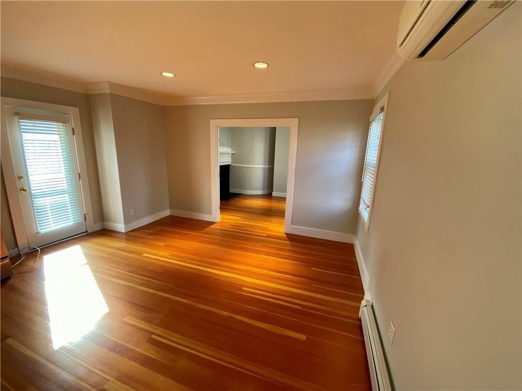 38 Mann Ave Apt B - Photo 5 of 15