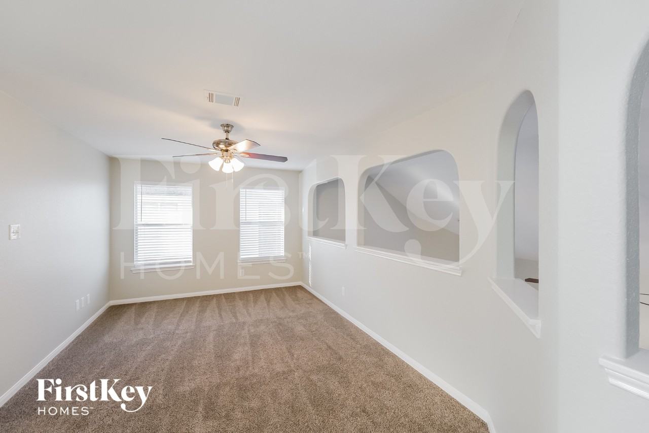 3806 Teal Maple Ct - Photo 7 of 15