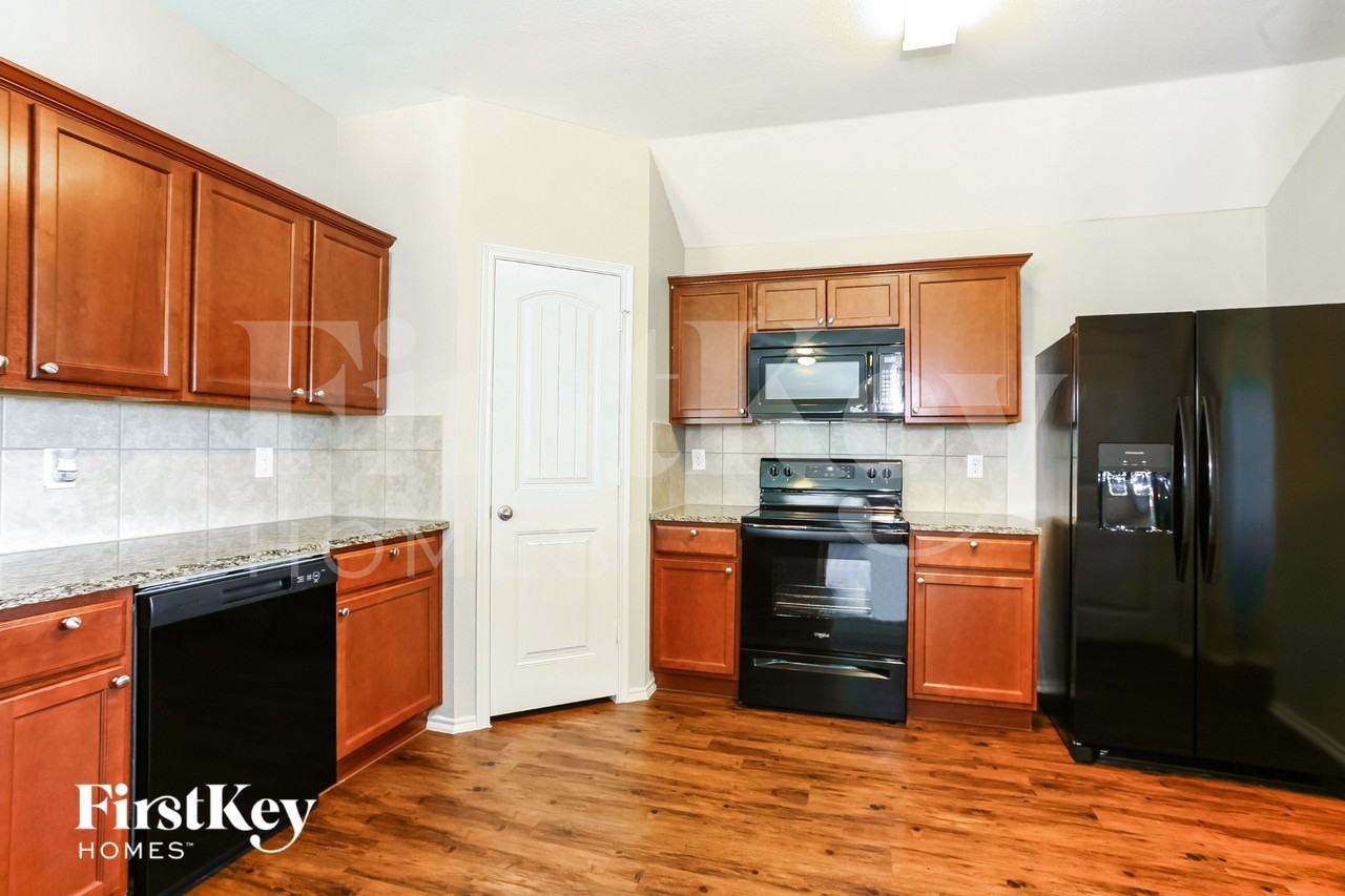 1404 Waco Turner - Photo 7 of 15