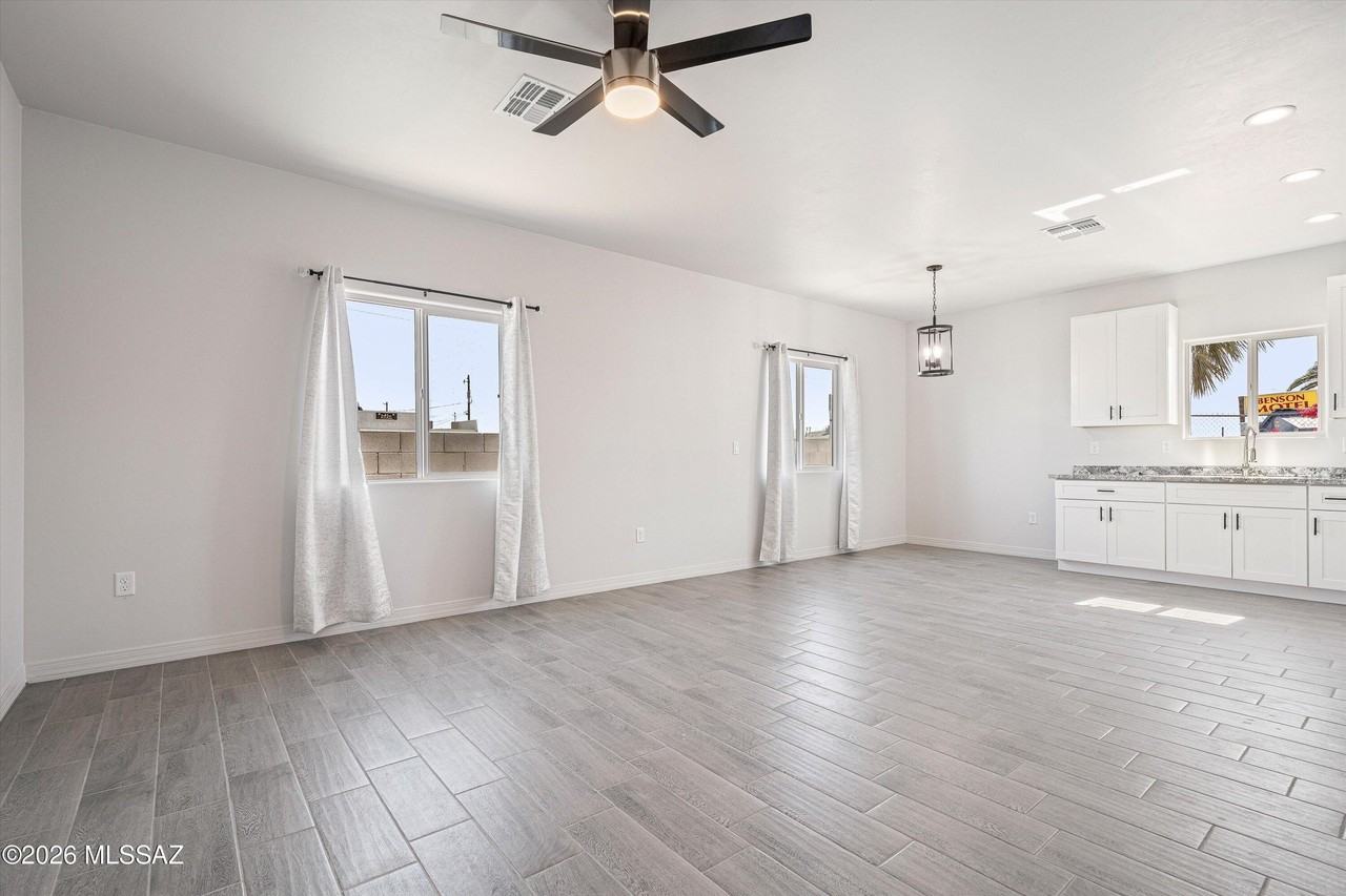 5405 S Masterson Ave Unit 1 - Photo 6 of 19