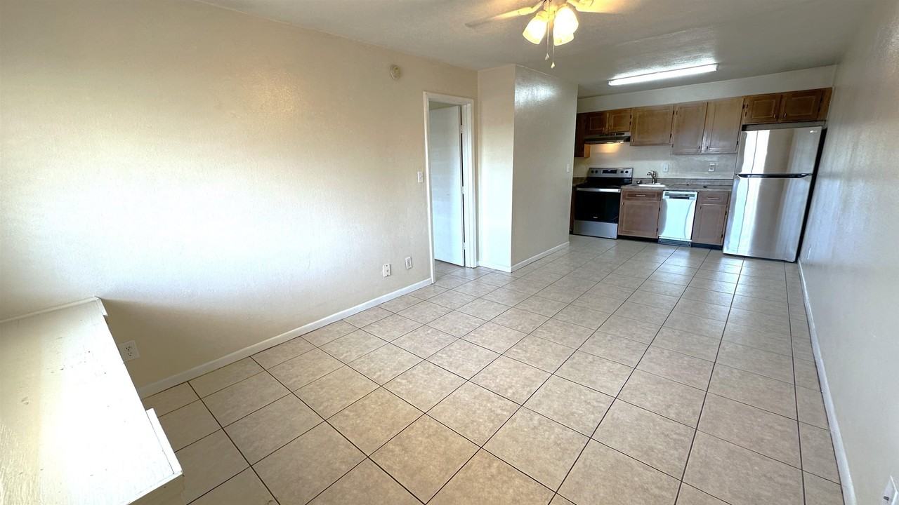 403 Hayden Rd Apt 221 - Photo 2 of 15