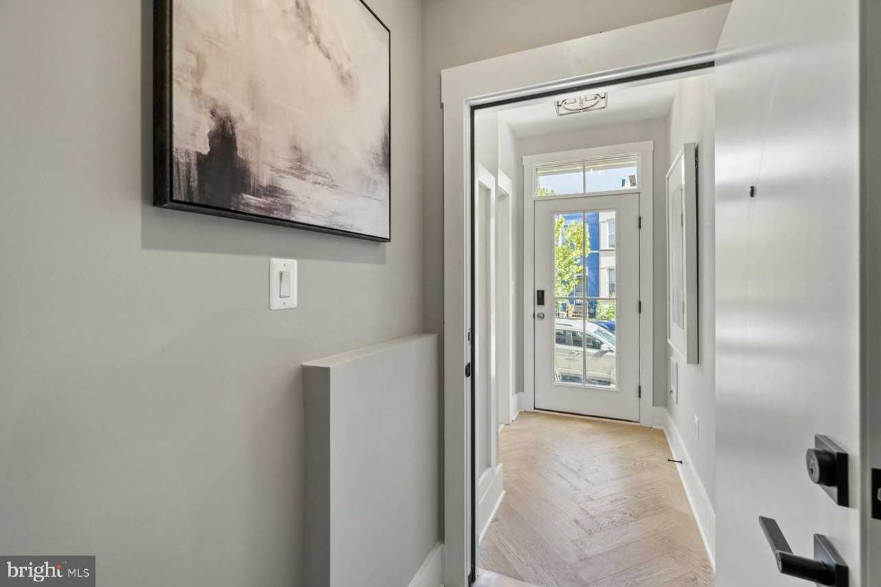 1640 4th St Nw Unit 2 - Photo 2 of 39