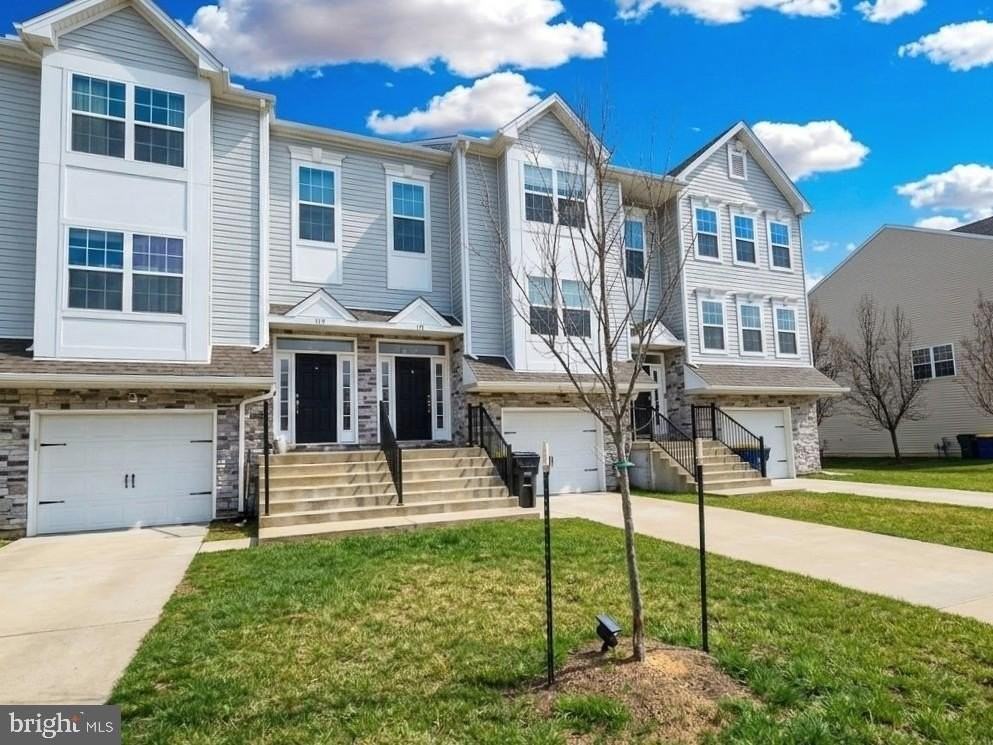 115 Lexington Pl - Photo 3 of 40