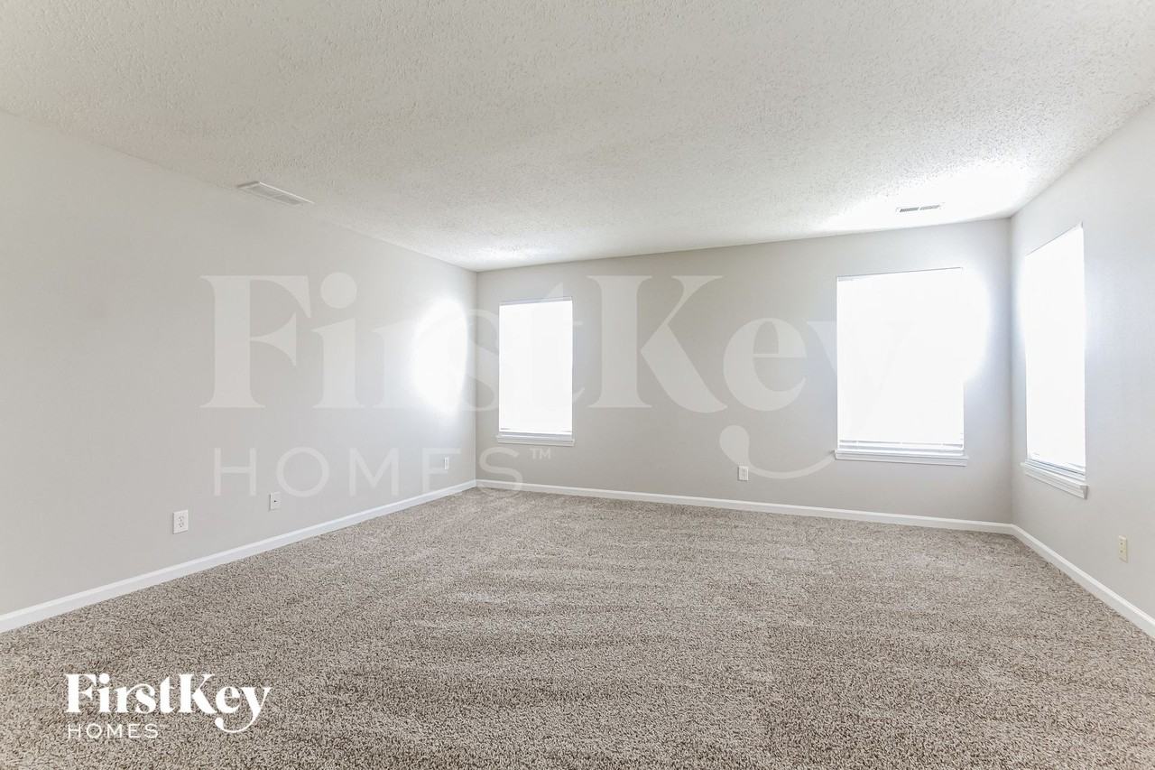 8114 Grove Berry Dr - Photo 6 of 15