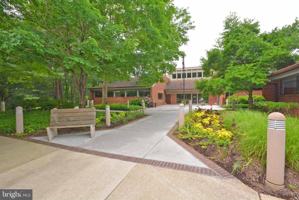 featured image of 835 Coxswain Way