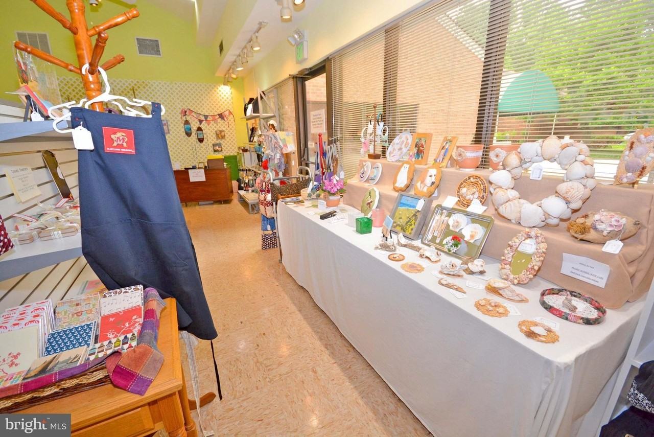 835 Coxswain Way - Photo 7 of 20