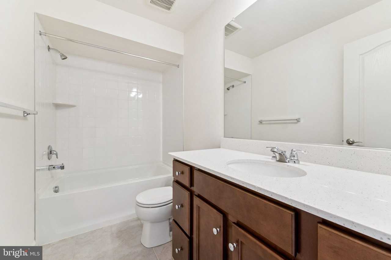 1470 Ridge Trail Cir - Photo 5 of 31