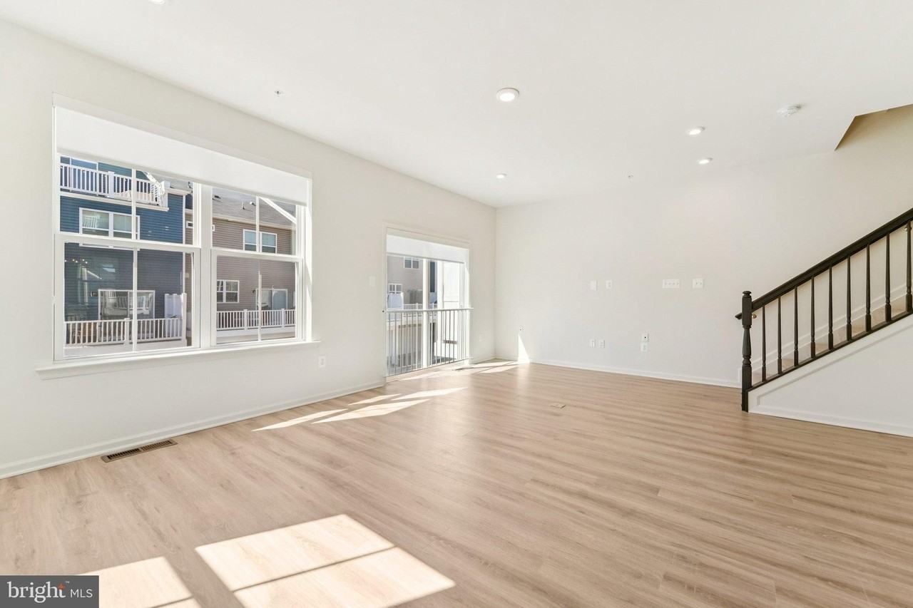 1470 Ridge Trail Cir - Photo 7 of 31