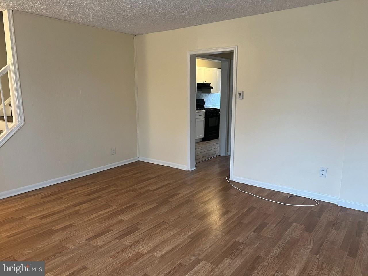 2959 Liberty Pkwy - Photo 2 of 21