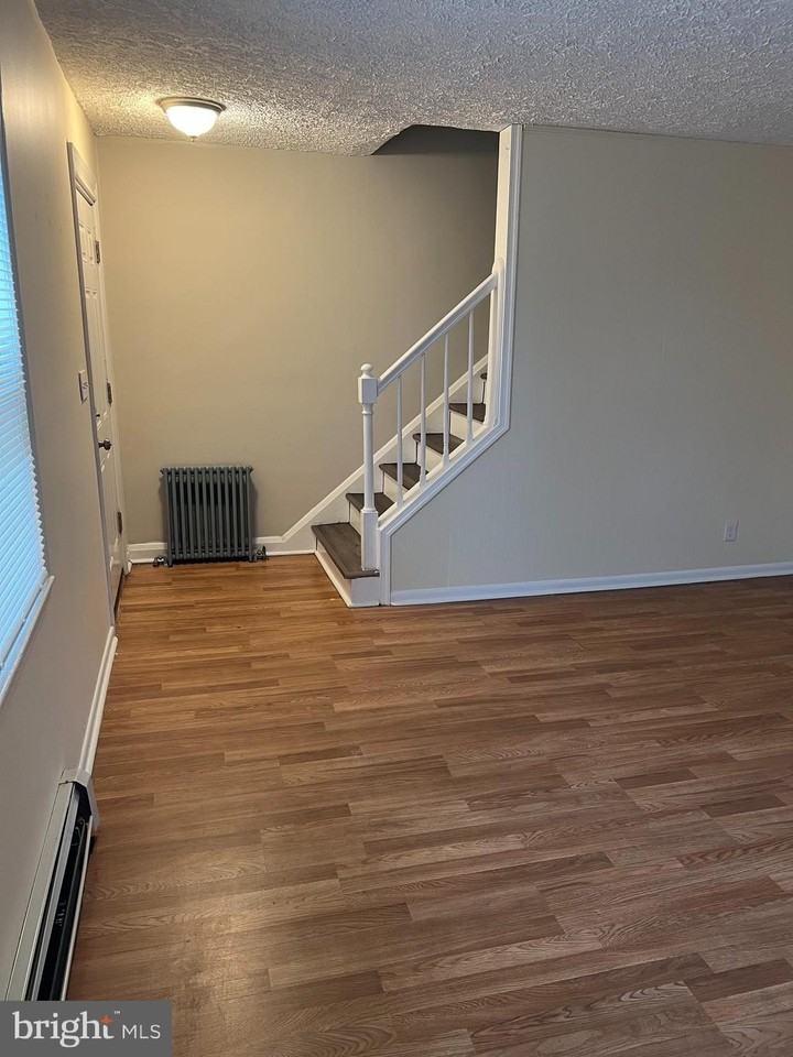 2959 Liberty Pkwy - Photo 3 of 21