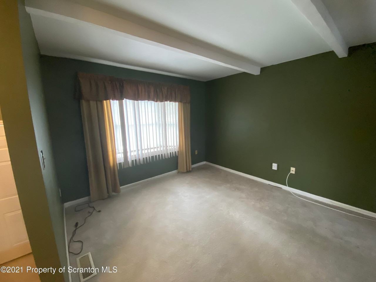 32 Briarwood Way - Photo 7 of 24