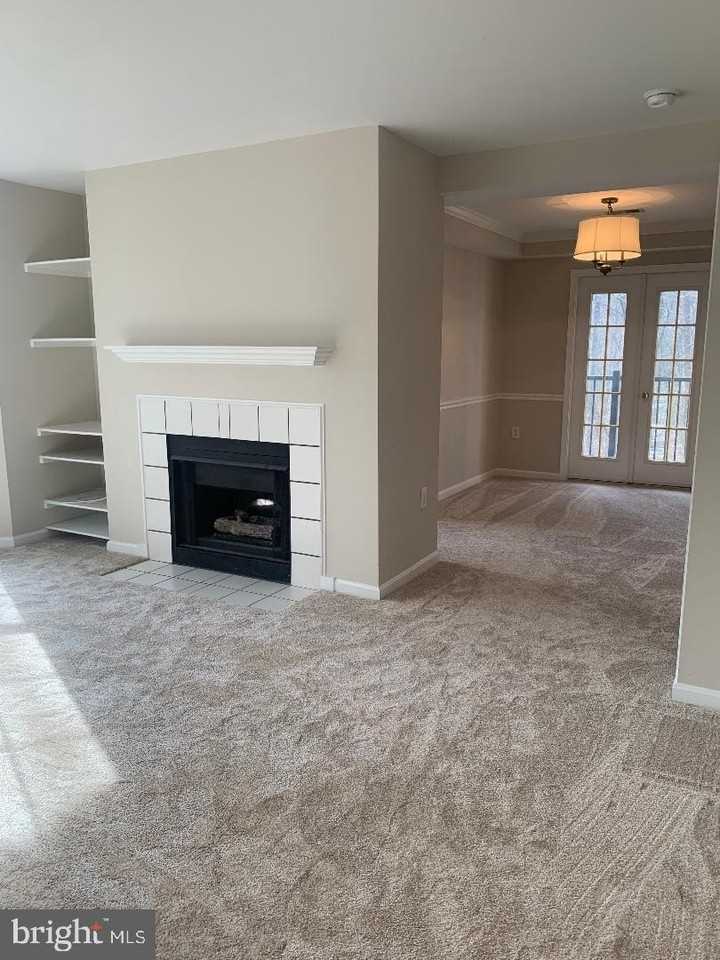 406 Kentlands Blvd Apt 201 - Photo 4 of 16