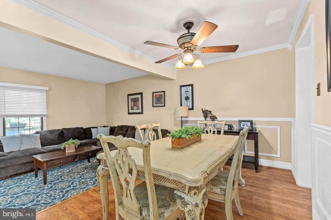 1003 Mulberry Ct - Photo 7 of 20