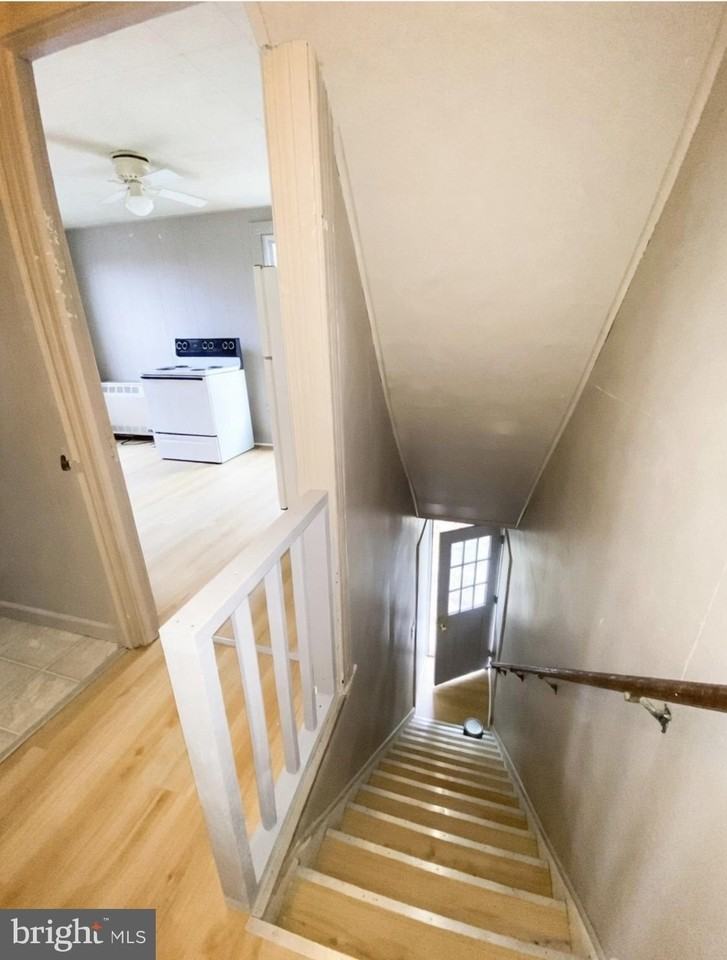 251 Susquehanna Ave Apt 2 - Photo 4 of 20