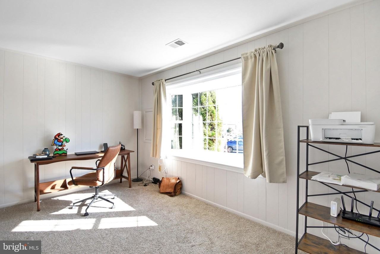 308 Kidwelly Ct - Photo 3 of 16