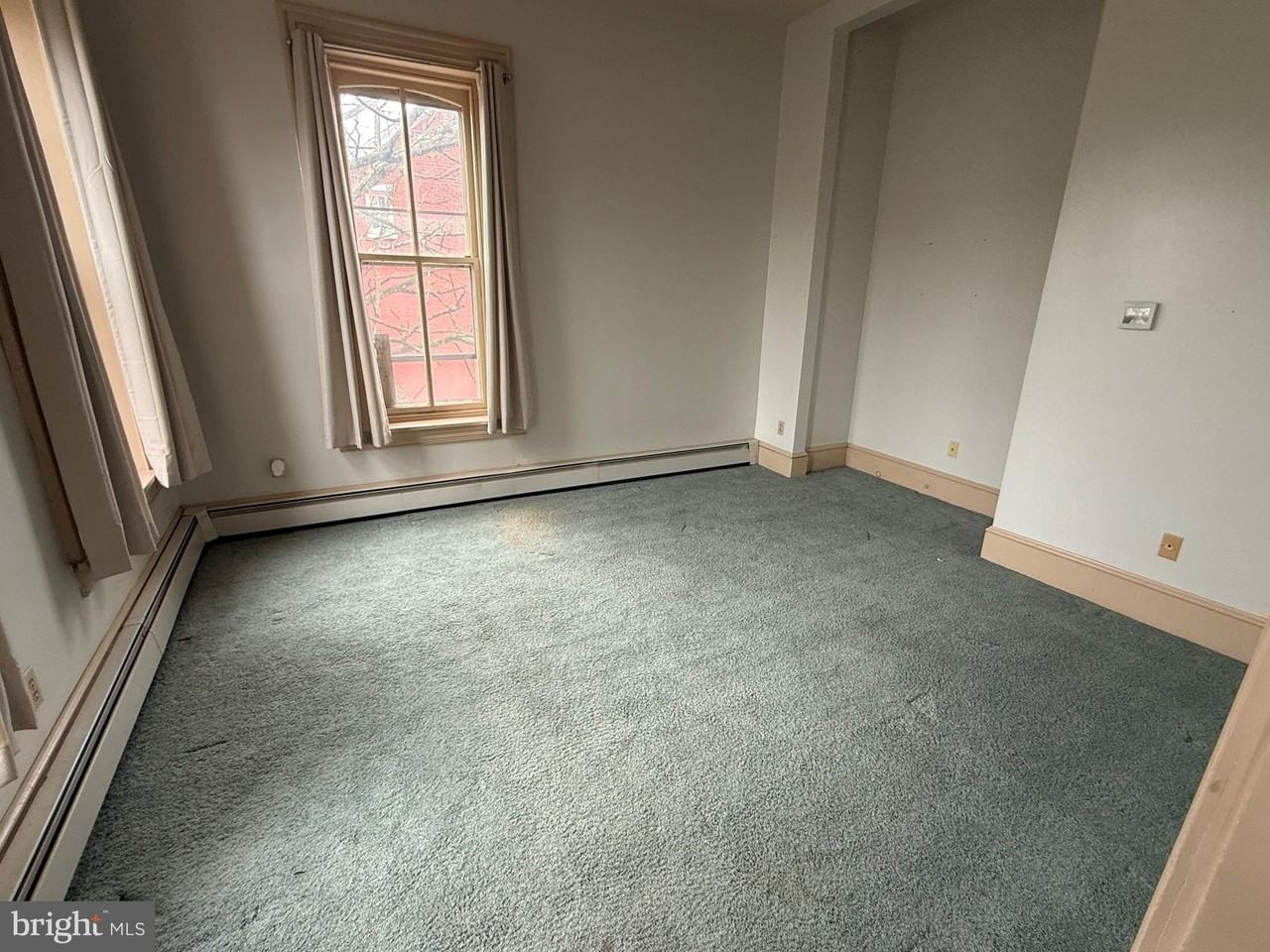 216 Main St Apt 3 #3 - Photo 5 of 11