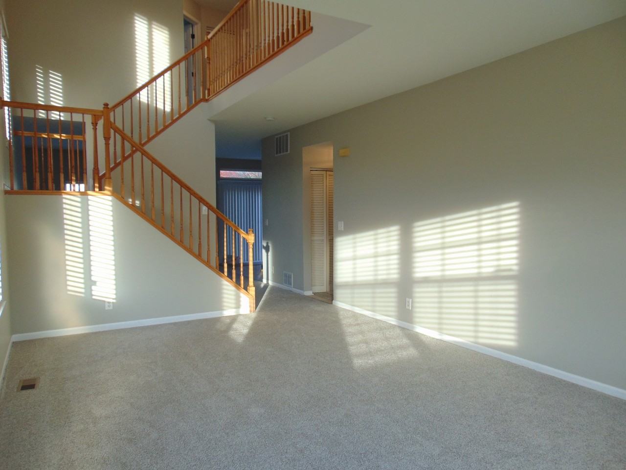 22226 W Norwich Ln - Photo 2 of 16