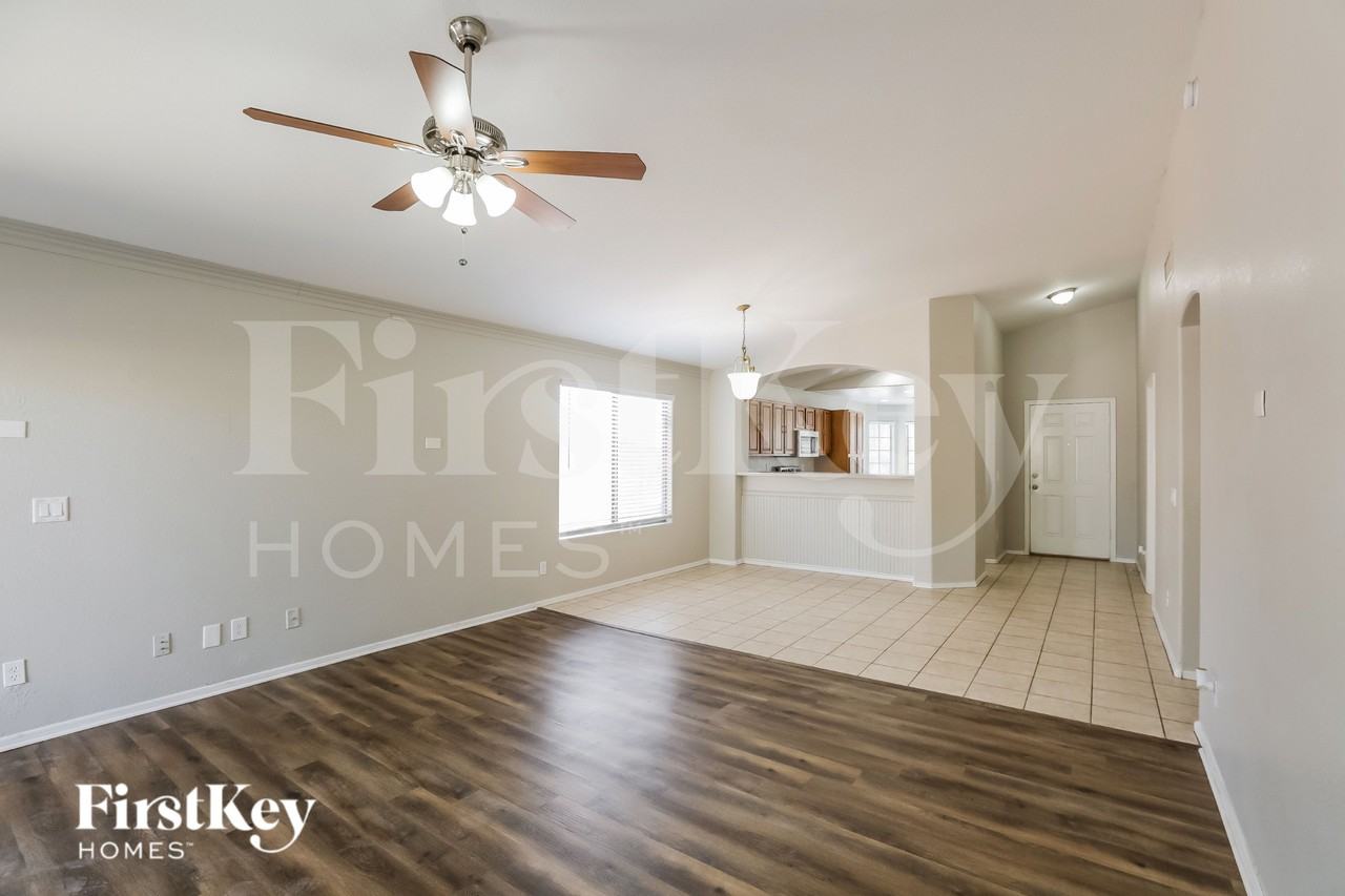 14944 N 133rd Dr - Photo 3 of 16
