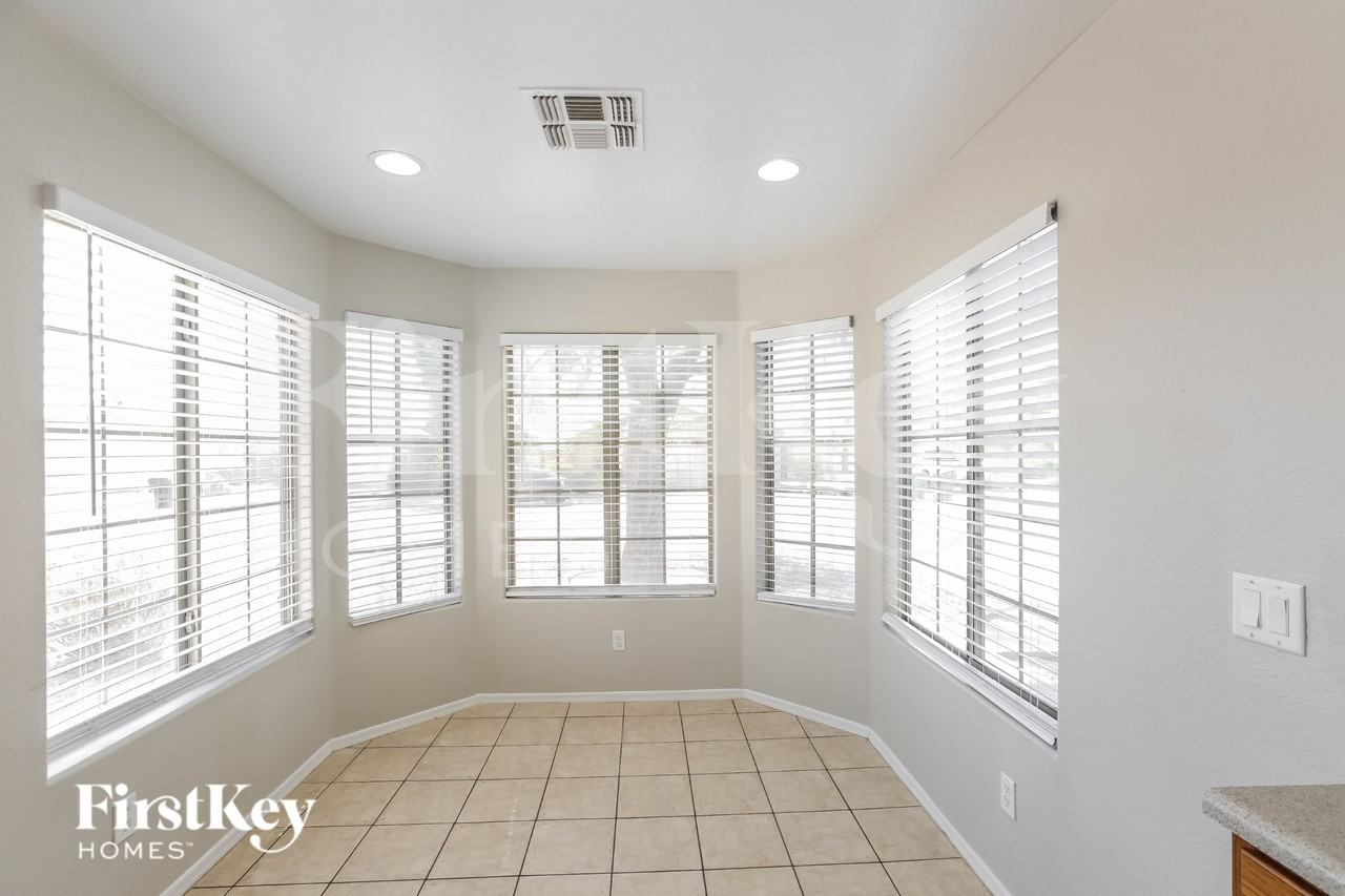 14944 N 133rd Dr - Photo 6 of 16