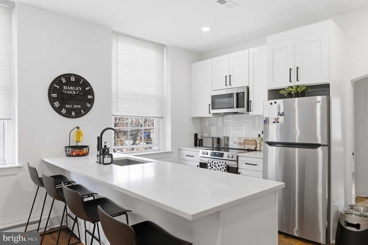 700 S 2nd St Unit B1 - Photo 4 of 18