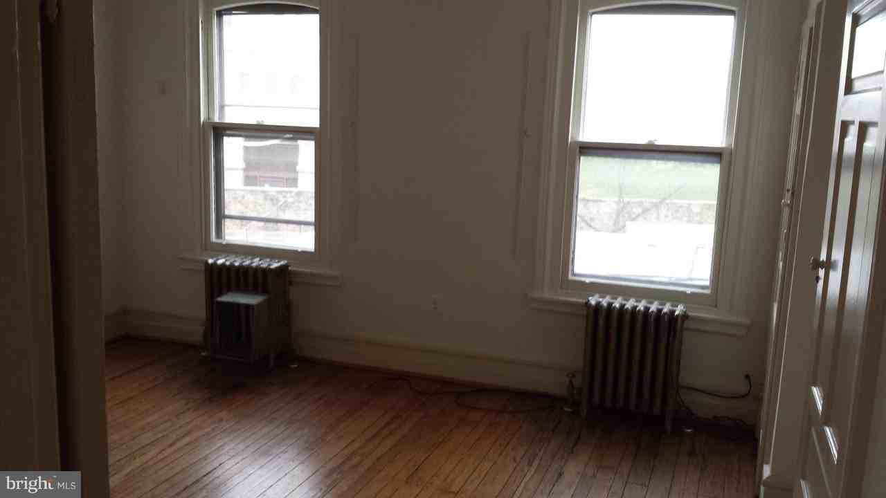 2316 Poplar St Unit 1 - Photo 2 of 18