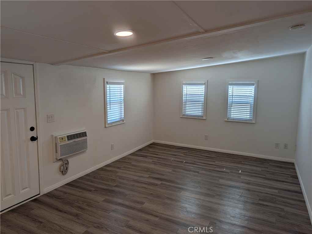 10141 Cook Avenue B B - Photo 4 of 8