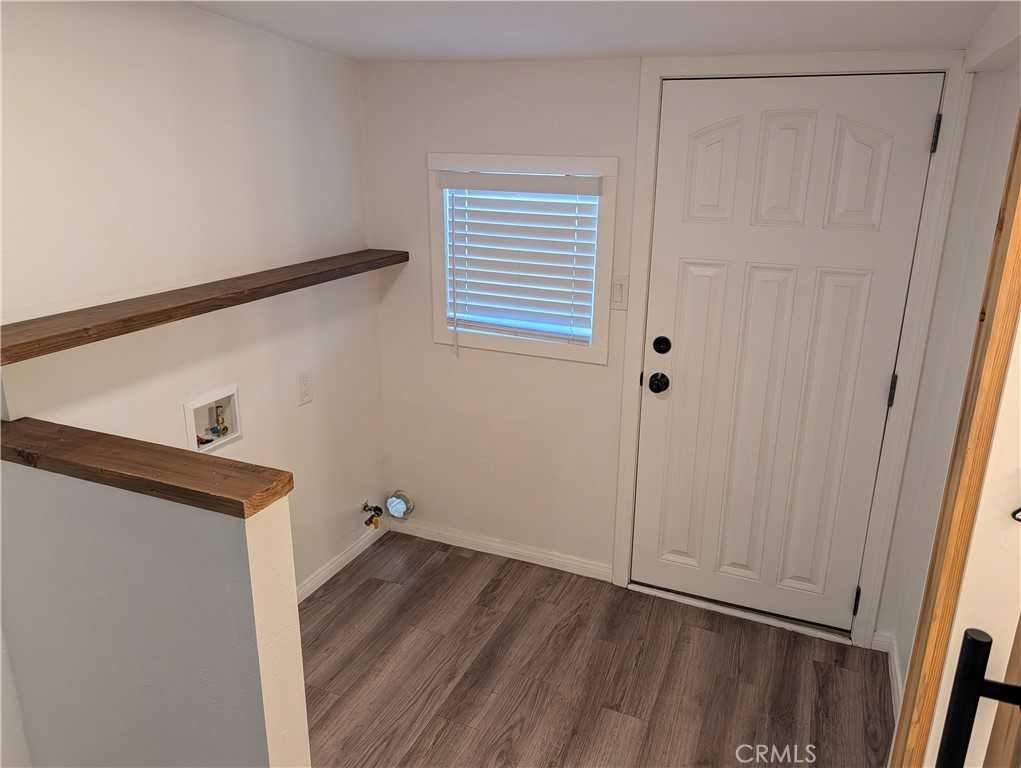 10141 Cook Avenue B B - Photo 7 of 8