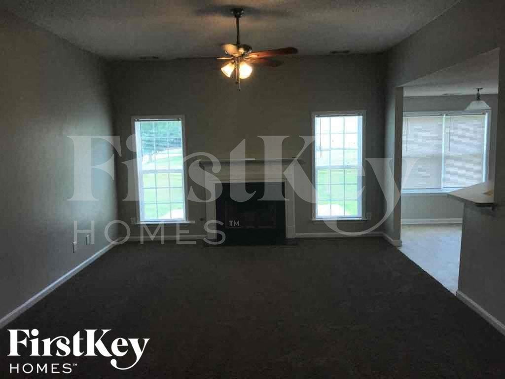 8000 Burly Wood Way - Photo 2 of 20