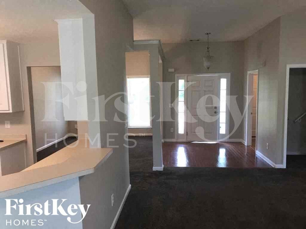 8000 Burly Wood Way - Photo 4 of 20