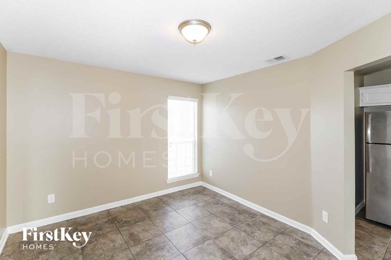 7549 Starfire Cv - Photo 5 of 16