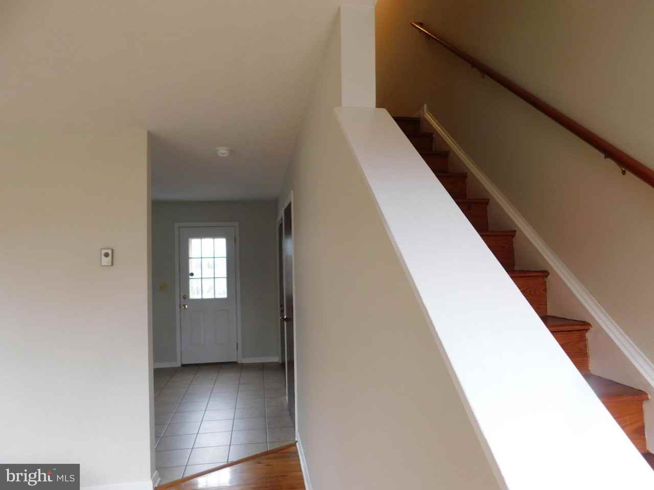 248 Waterford Ln - Photo 3 of 20