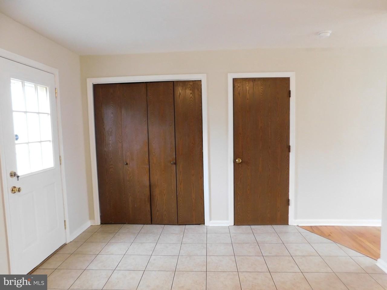 248 Waterford Ln - Photo 5 of 20