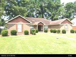 featured image of 174 Endoline Dr Apt B #Apt B