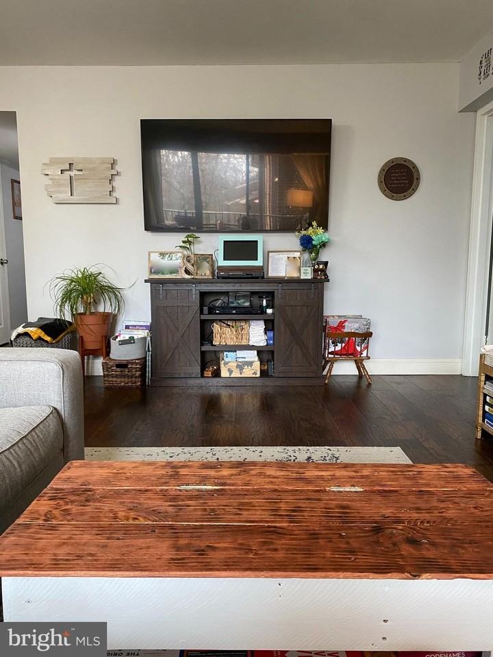 1405 Northgate Sq Unit 21c - Photo 6 of 27