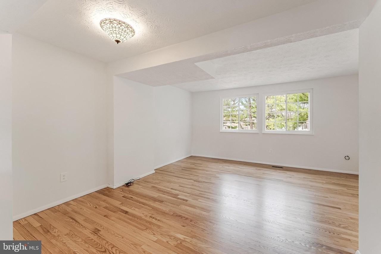 1682 Harvest Green Ct - Photo 3 of 39