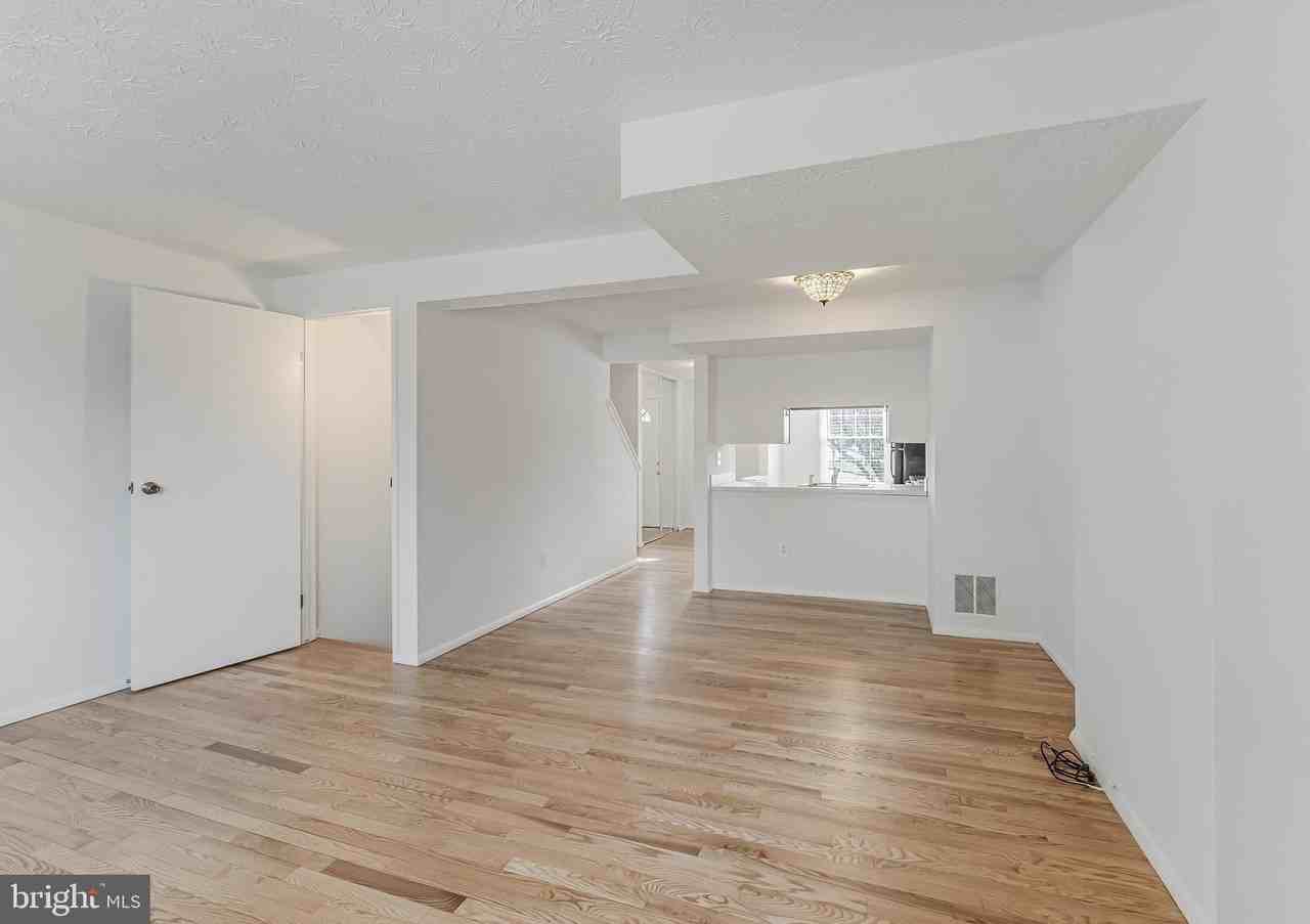 1682 Harvest Green Ct - Photo 7 of 39