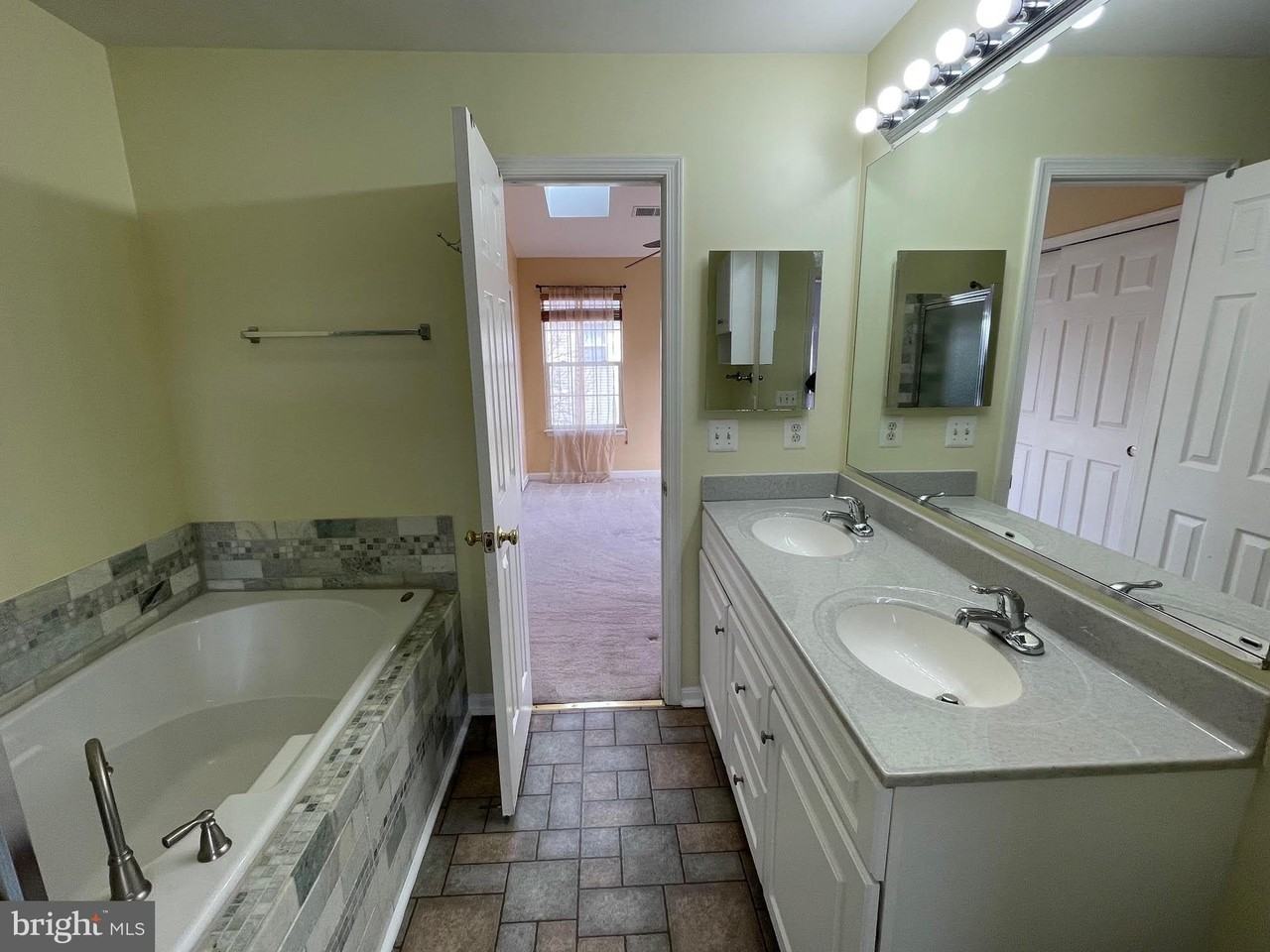 2429 Dew Meadow Ct - Photo 6 of 14