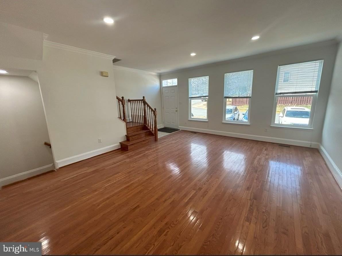 6443 Mccoy Rd - Photo 3 of 28