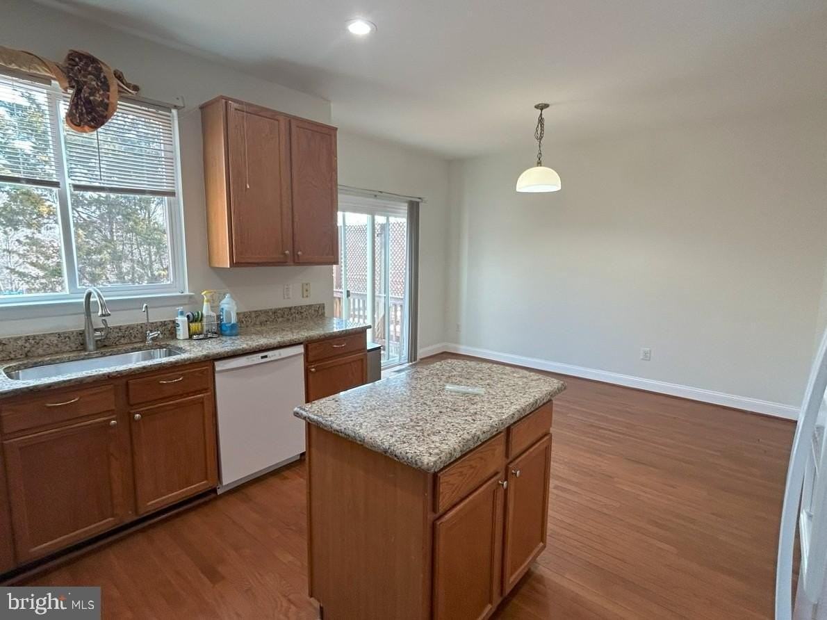 6443 Mccoy Rd - Photo 7 of 28