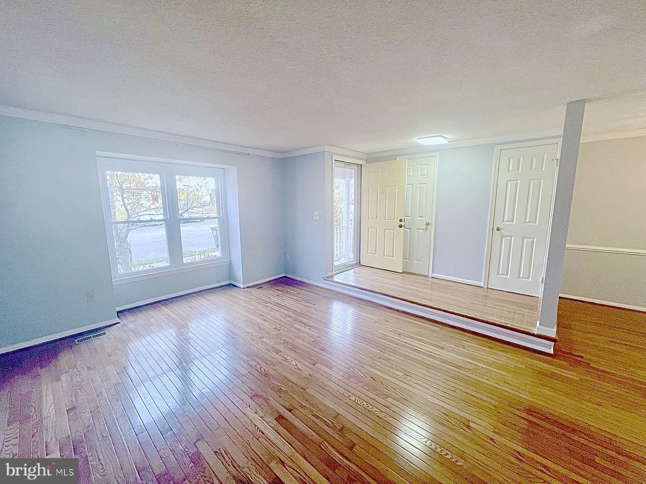 11570 Hill Meade Ln - Photo 5 of 31