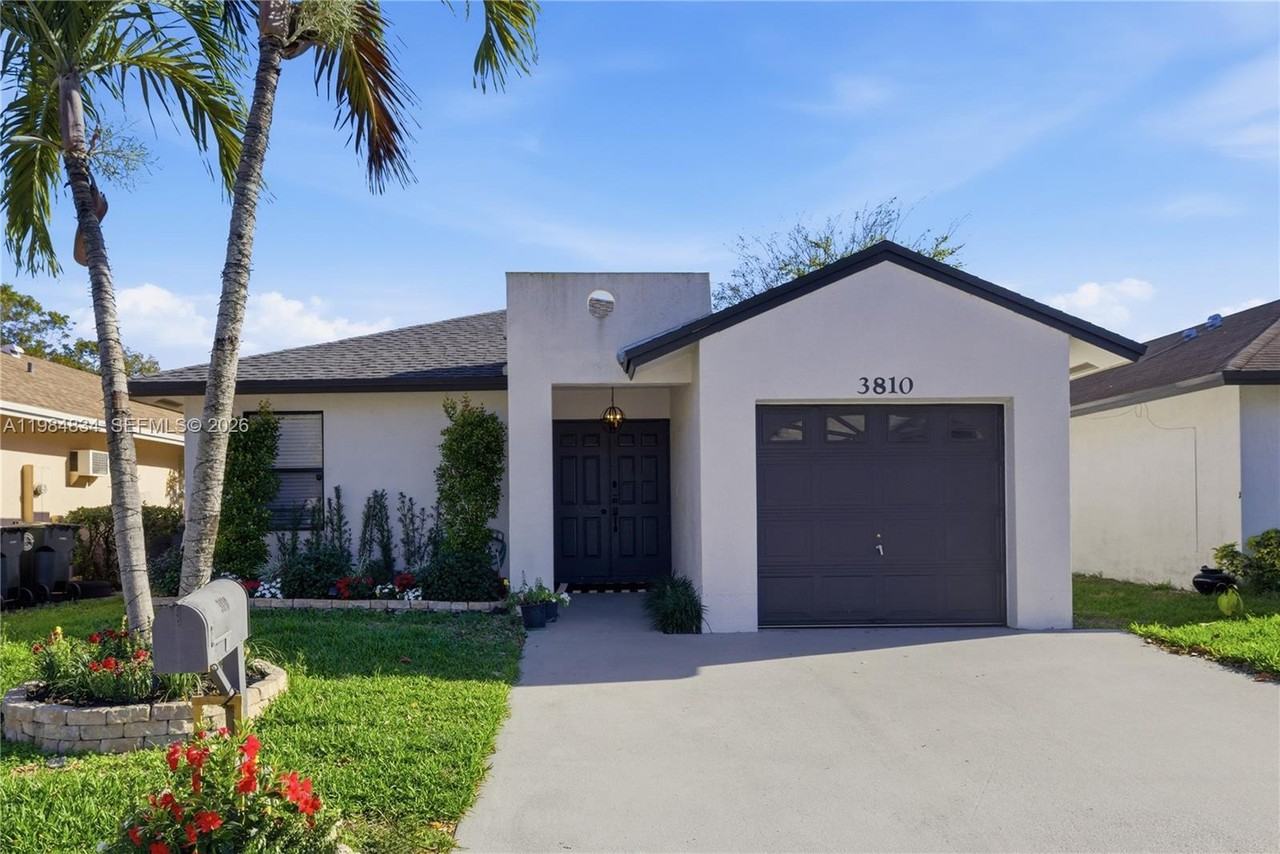 3810 Nw 23rd Pl