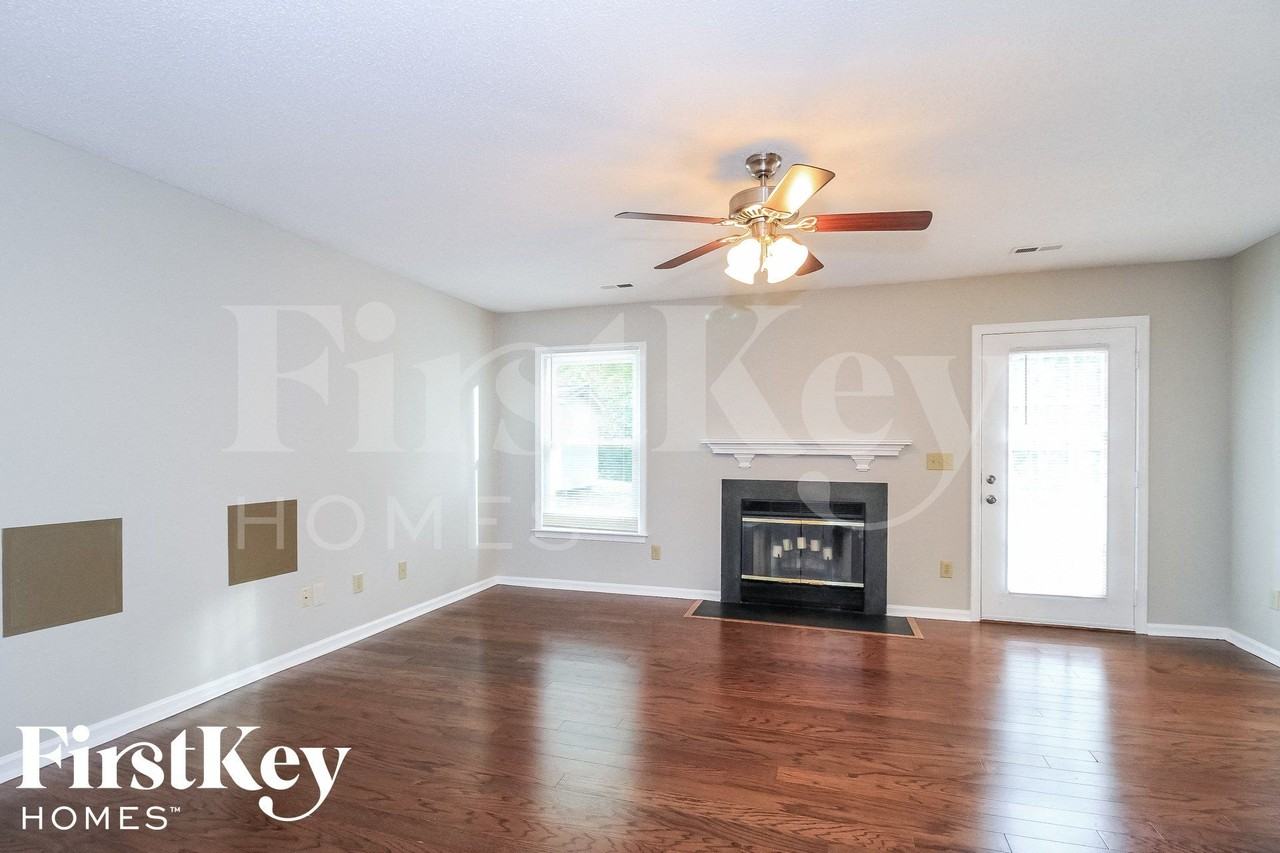 5909 Running Ridge Rd - Photo 4 of 15