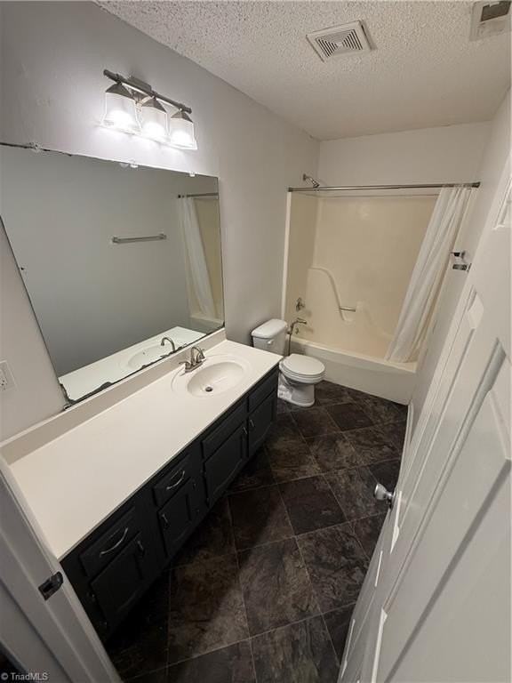 1416 Glade St #10 - Photo 6 of 8