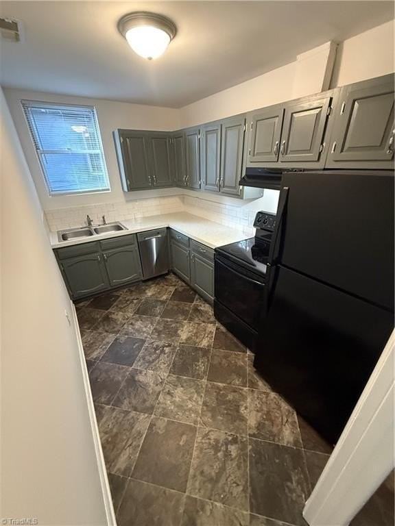 1416 Glade St #10 - Photo 7 of 8