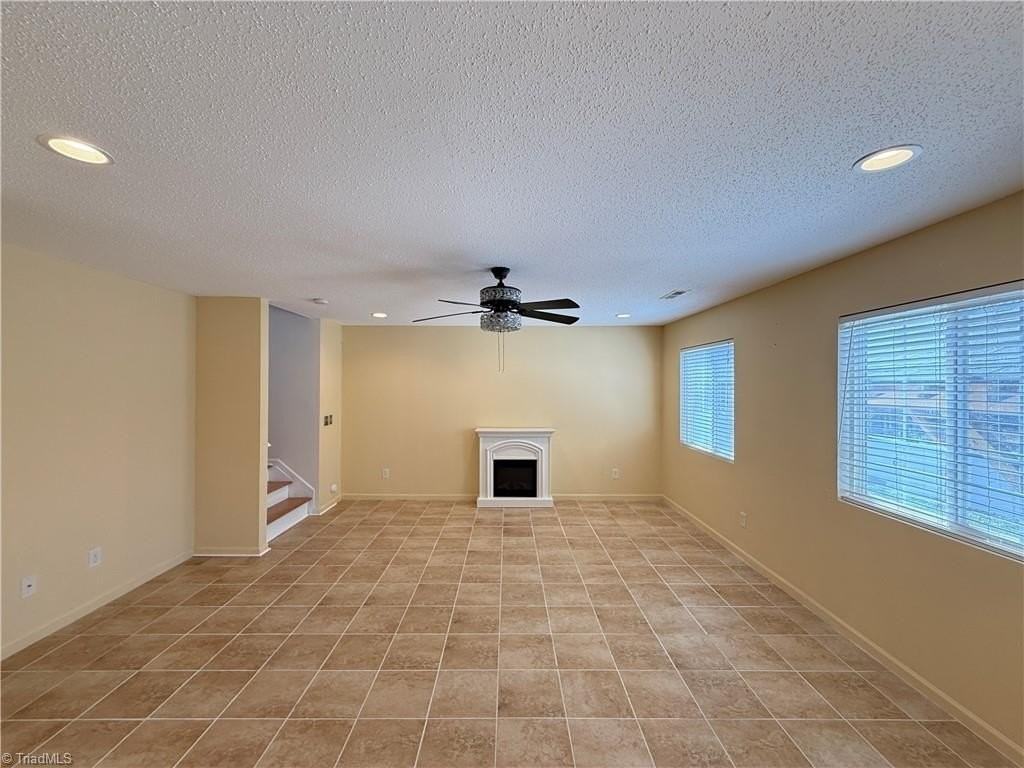 1570 Rockingham Dr - Photo 7 of 25