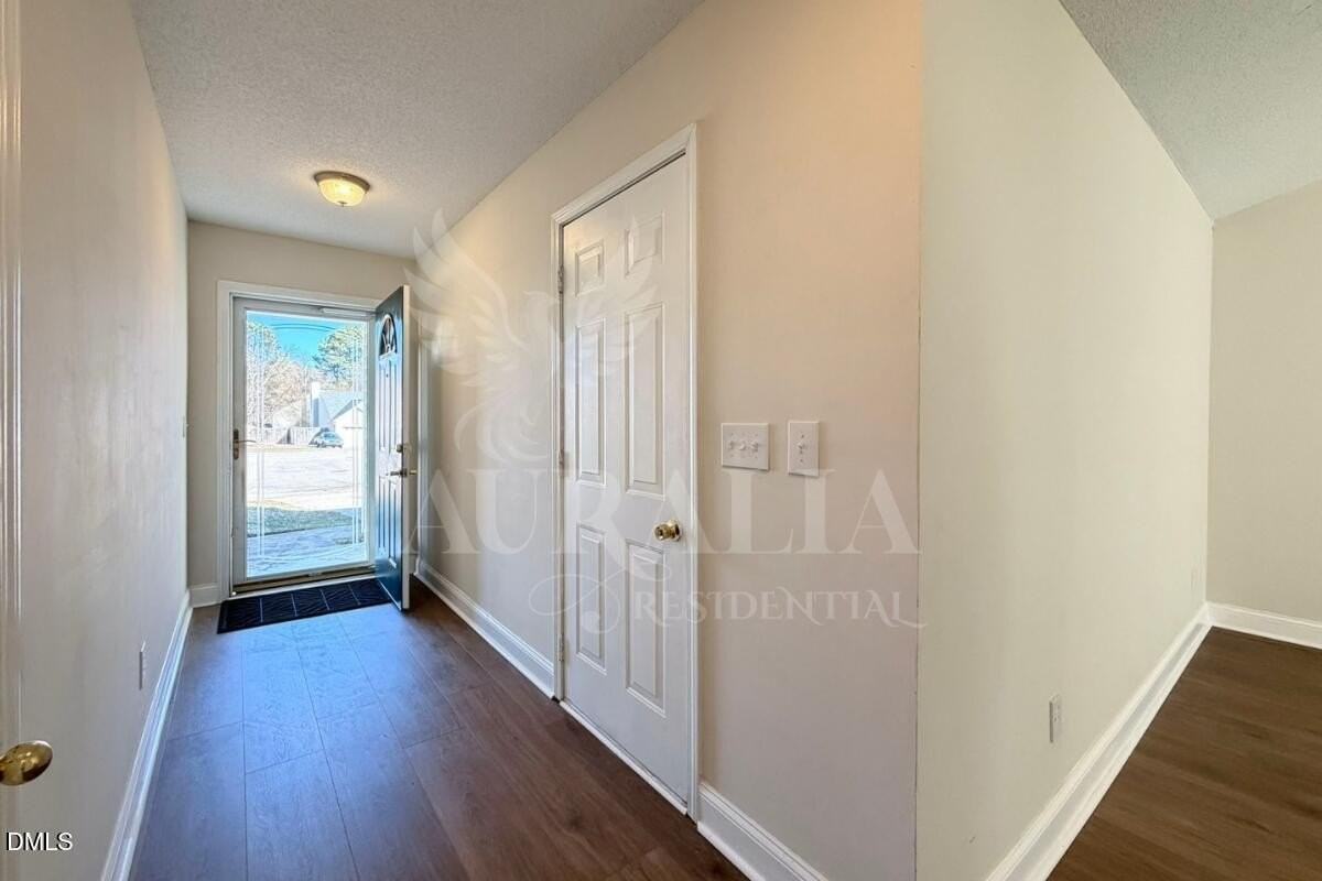 5101 Brittonwood Ct - Photo 5 of 37