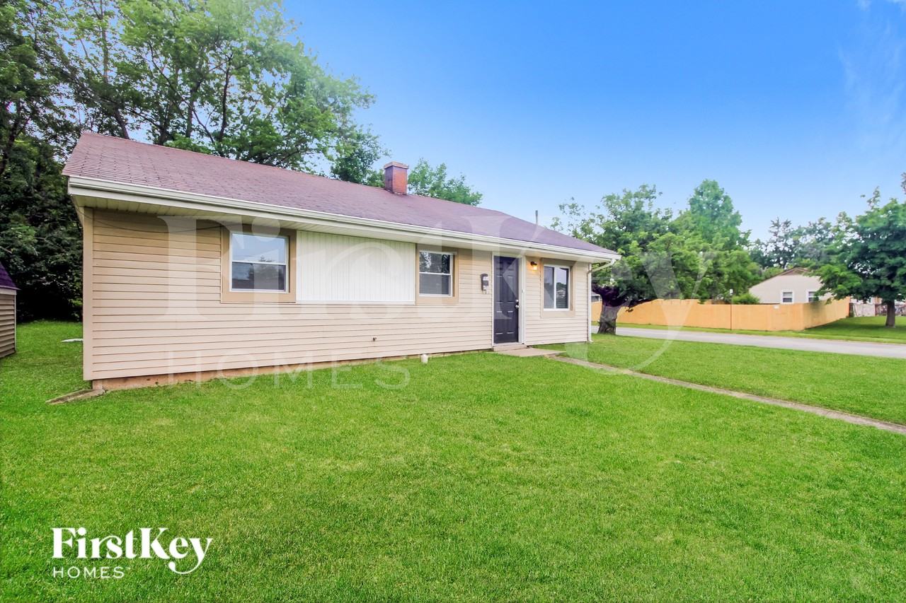 4905 Barlow Dr - Photo 2 of 16